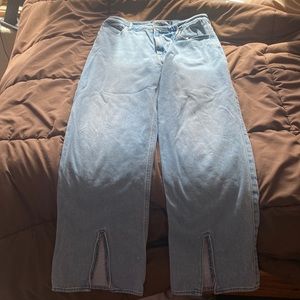 Slit ankle straight jeans